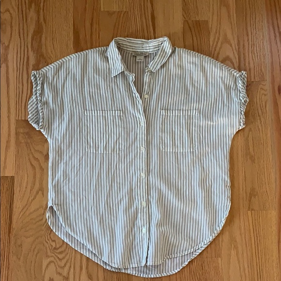 Lucky brand button top - Picture 1 of 3